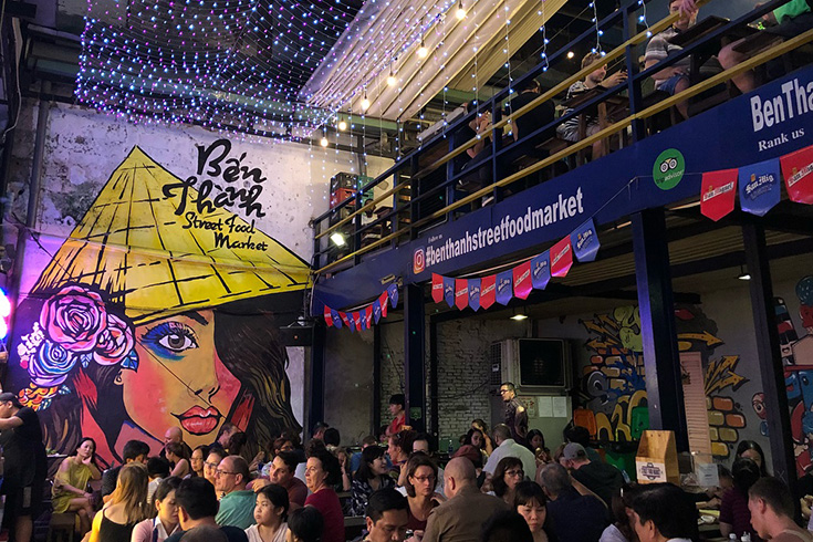 Activities at Ben Thanh street food market
