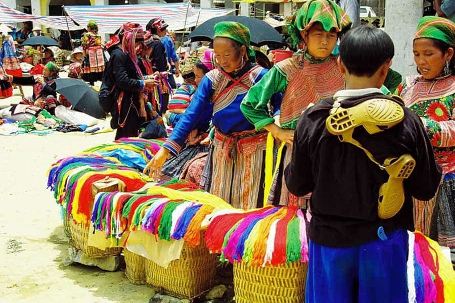 Bac Ha Sunday Market Get to