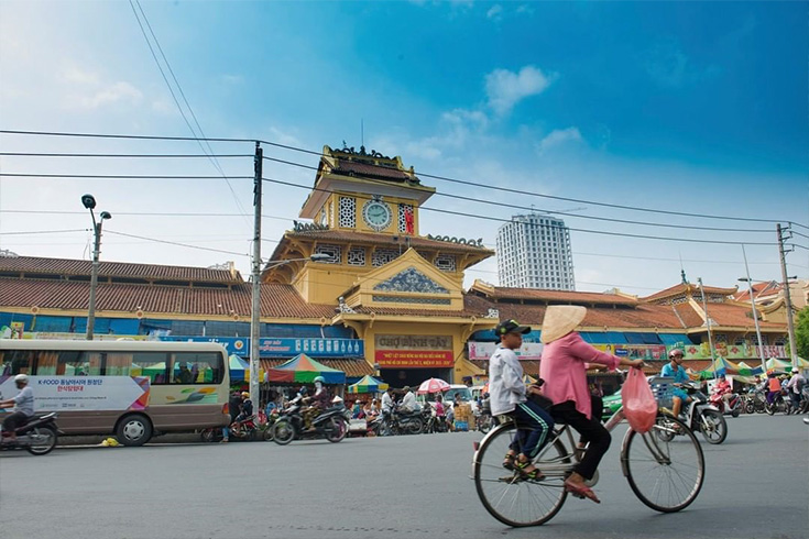 Binh Tay Market