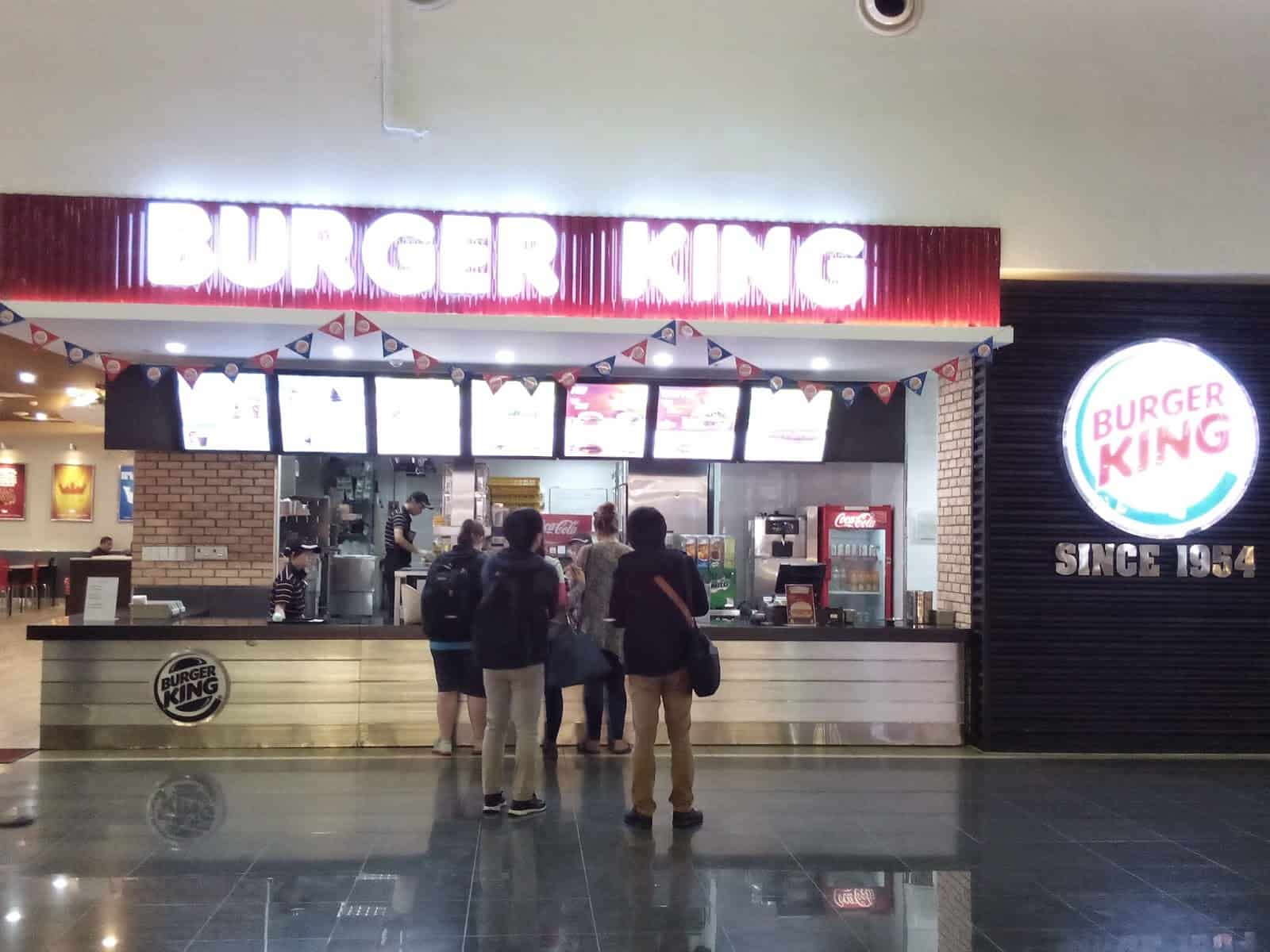 Burger King at Noi Bai airport - Hanoi airport food