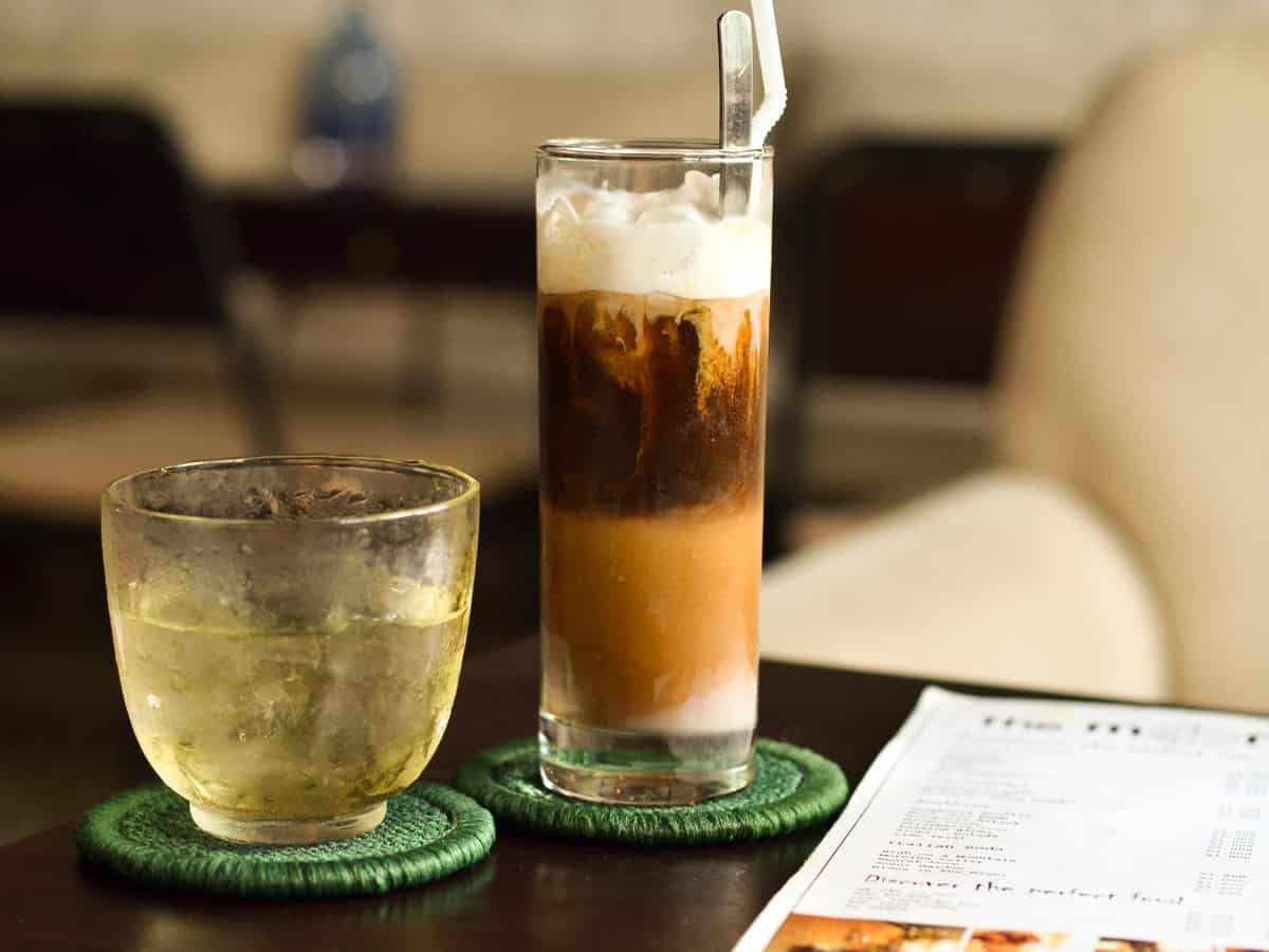 Ca Phe Sua Da - Vietnamese Iced Coffee