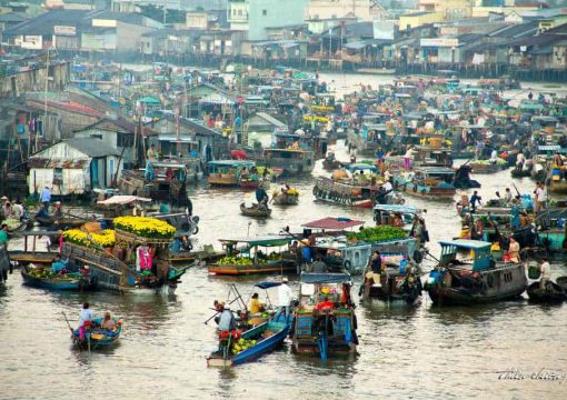 Cai Rang Floating Market in Can Tho, Vietnam