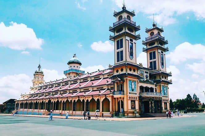 2. Cao Dai Temple, Tay Ninh