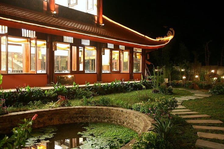 Co Ngu restaurant in Bai Chay