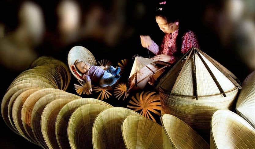 Conical hat - what to buy in Hue