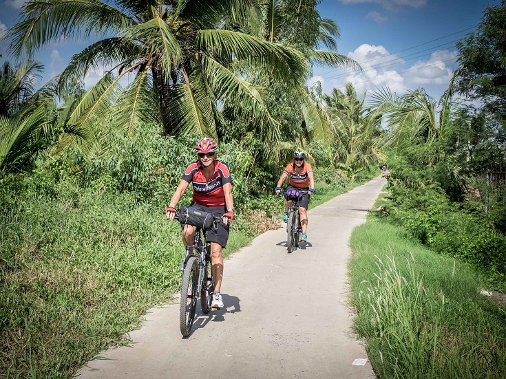 Cycle around mekong delta vietnam