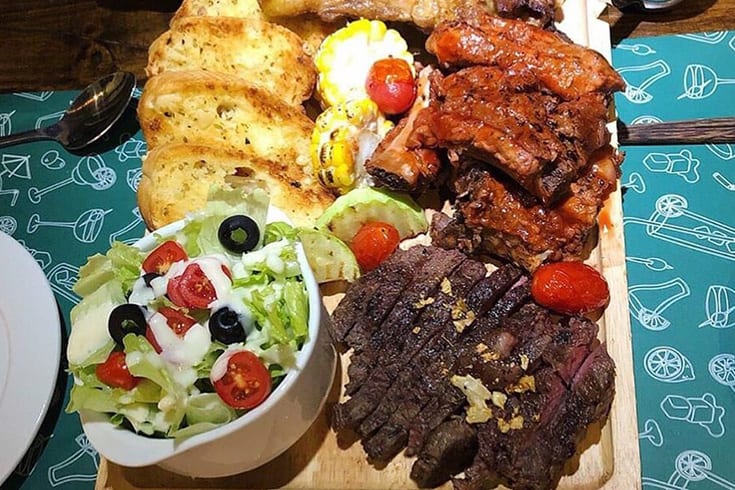 Dishes in May Corner in Halong