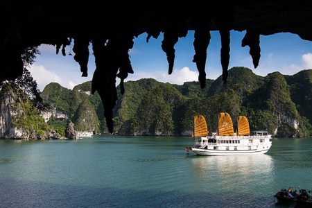 Halong Bay One Day Cruise from Hanoi