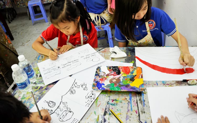 Handicrafts Workshop at Vin Space Art Studio 