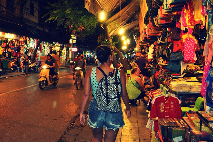 Highlights of Hanoi weekend night market