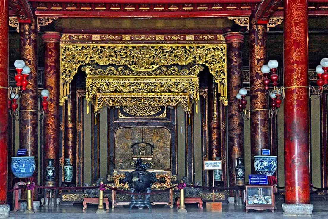 Highlights of Thai Hoa palace