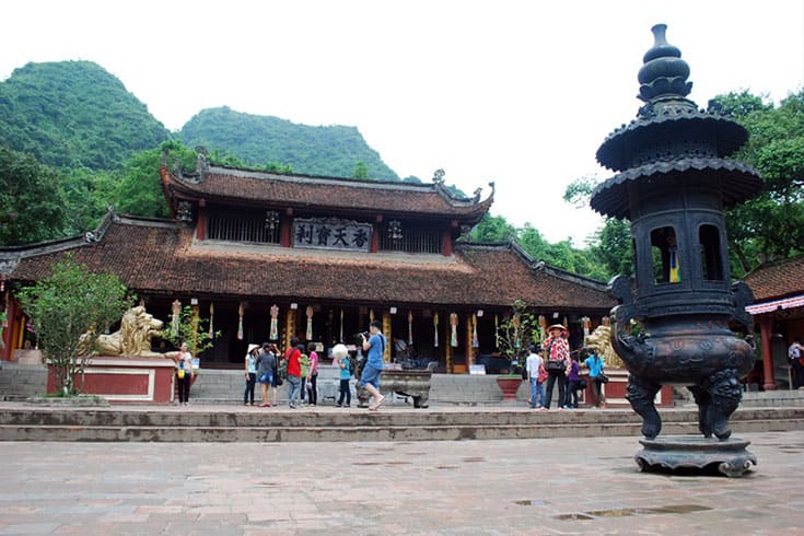 legend of Huong pagoda festival