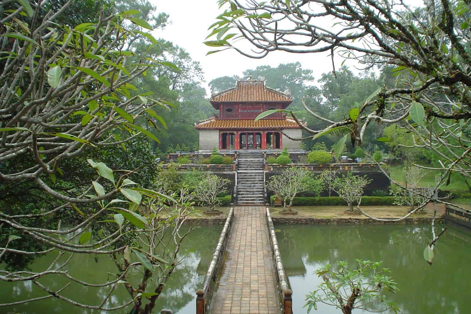 History of Minh Mang tomb
