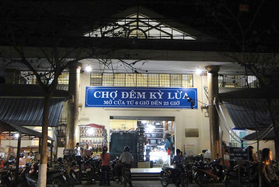 Ky Lua Night Market - Vietnam night markets