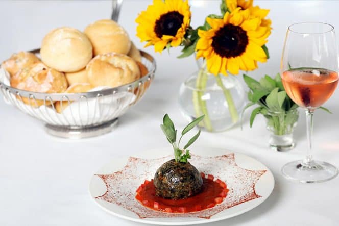 8. La Villa French Restaurant