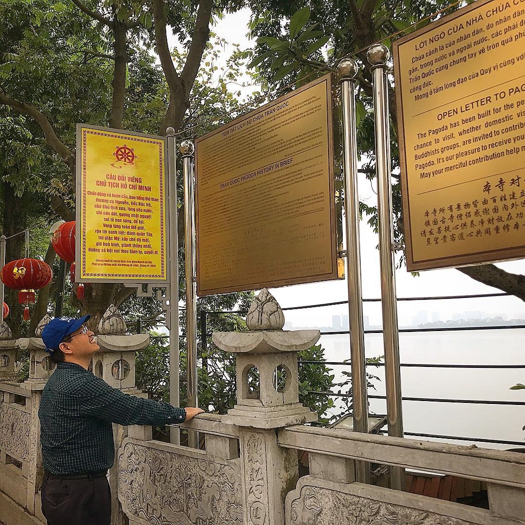 Lake view from Tran Quoc pagoda