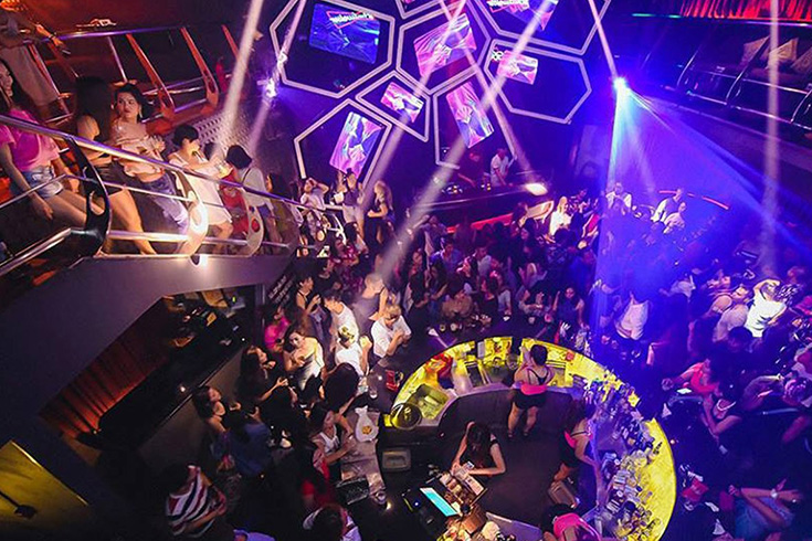 Lush night club - nightlife in Saigon