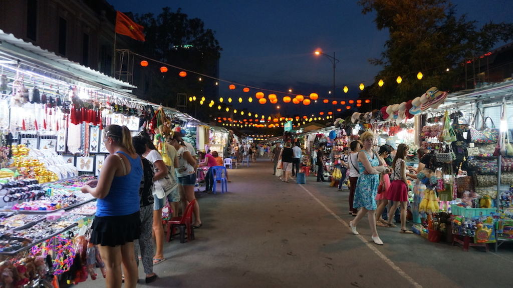 Nha Trang night market - Vietnam night markets