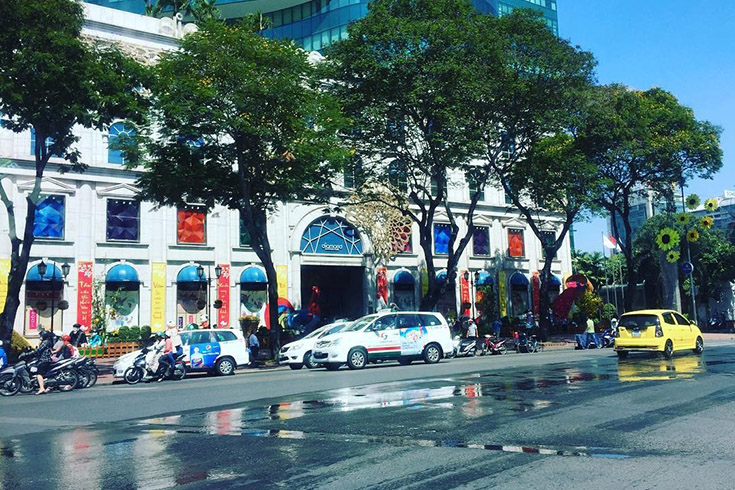 Outside of Diamond Plaza 