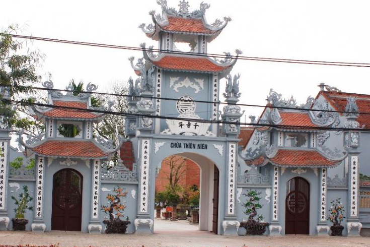 Thien Nien pagoda around West Lake
