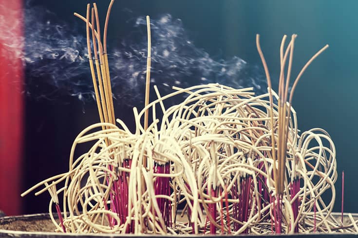 When did ancestor worship begin in Vietnam